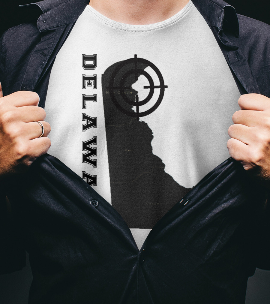 Delaware Maps Vintage Classic Style With Compass Target T-Shirt