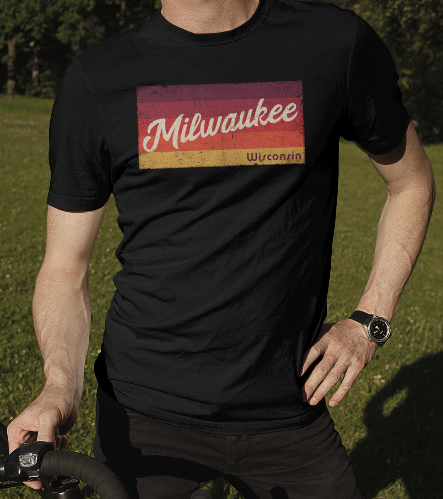 Milwaukee Wisconsin Vintage Retro Stripes T-Shirt