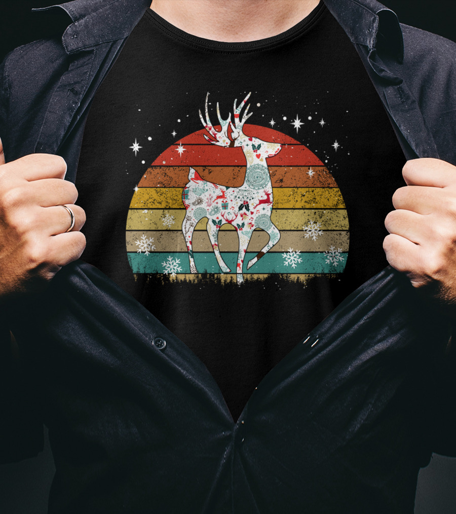 Vintage Retro Reindeer Snowflakes Christmas T-Shirt