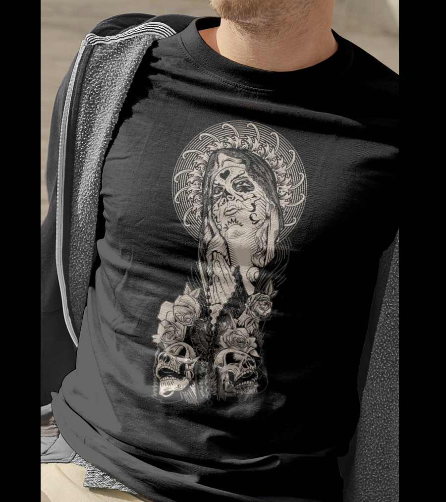 Santa Muerte Praying With Skull And Rose Elements T-Shirt