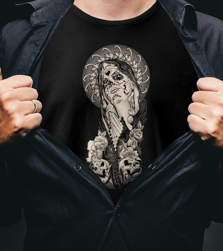 Santa Muerte Praying With Skull And Rose Elements T-Shirt