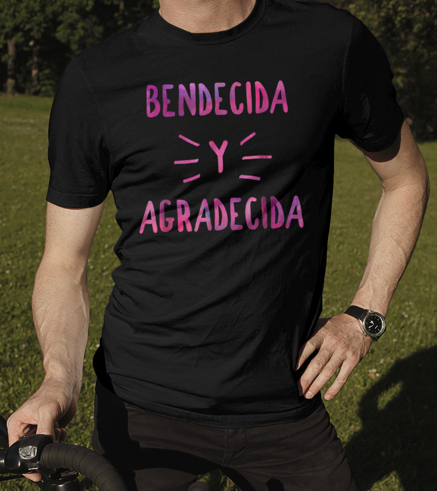 Bendecida Y Agradecida Christian T-Shirt