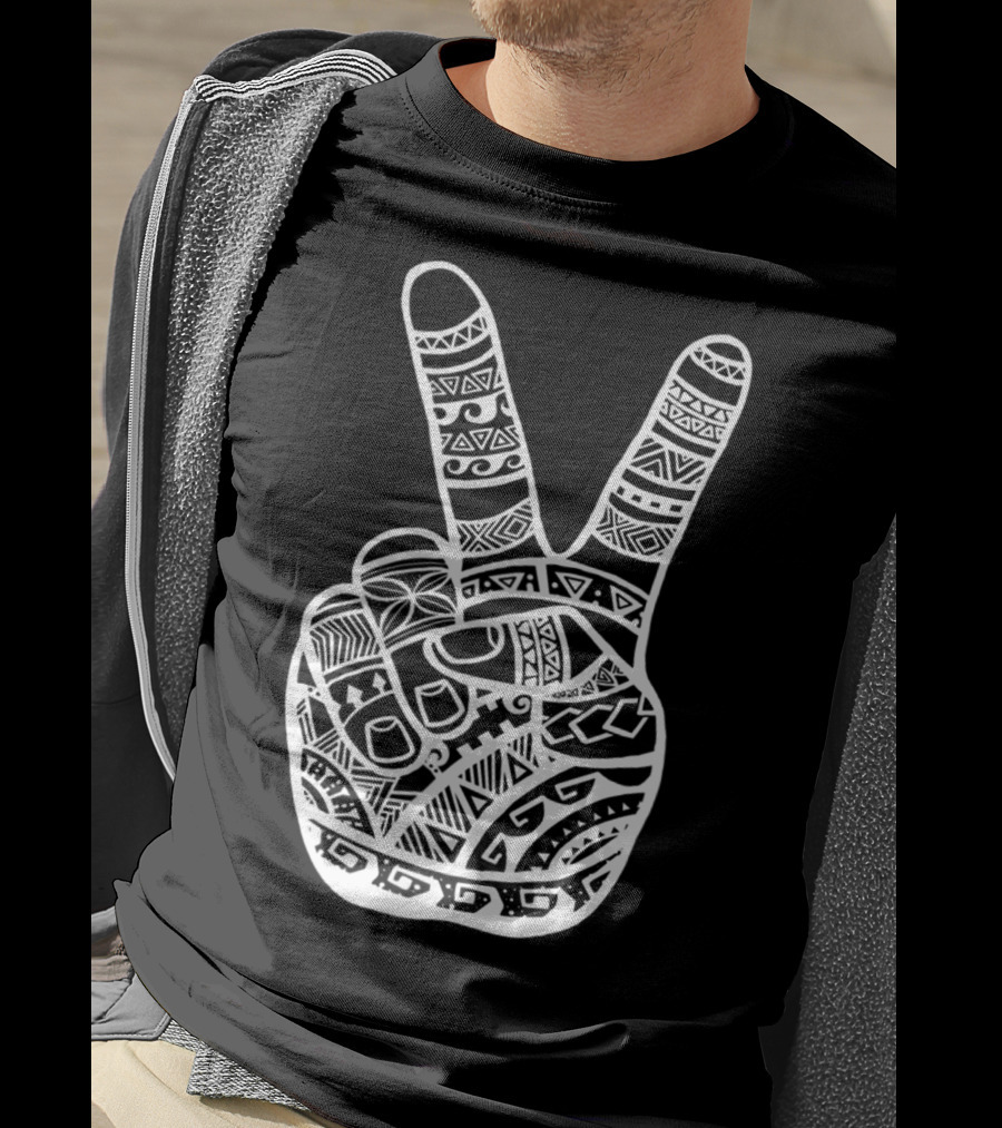 Boho Tiki Tattoo Polynesian Peace Sign Hand T-Shirt