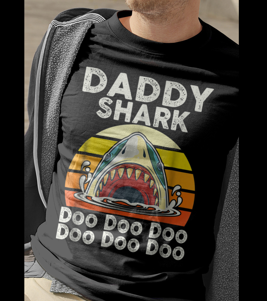Daddy Shark Doo Doo Doo Doo Doo Doo Funny Sunset Shark Face T-Shirt