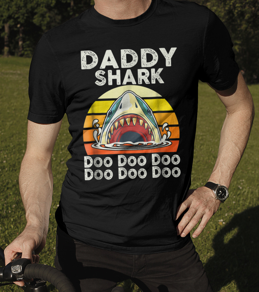 Daddy Shark Doo Doo Doo Doo Doo Doo Funny Sunset Shark Face T-Shirt