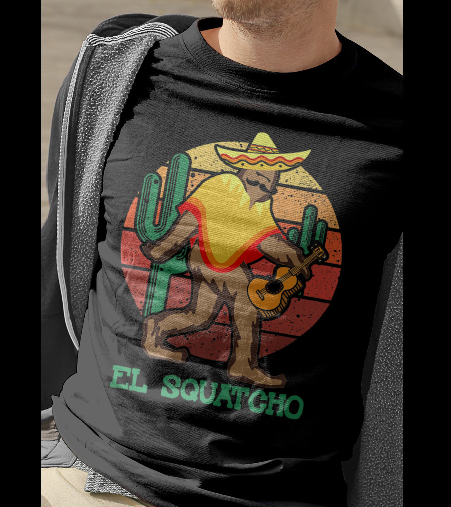 El Squatcho Mexican Sasquatch Bigfoot Cinco De Mayo Cactus Sunset Sombrero Guitar T-Shirt