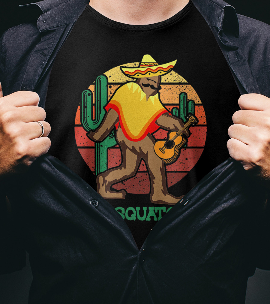 El Squatcho Mexican Sasquatch Bigfoot Cinco De Mayo Cactus Sunset Sombrero Guitar T-Shirt