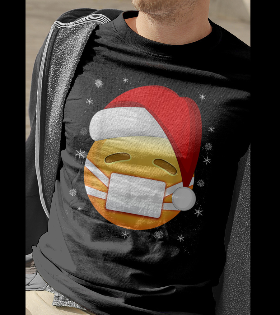 Funny Face With Medical Mask Emojis Santa Hat Snowflakes T-Shirt