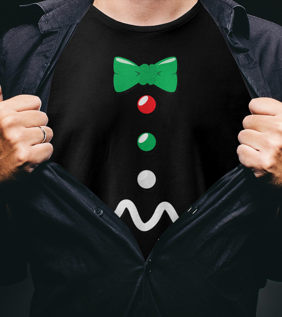 Gingerbread Man Christmas Bow Tie Décor T-Shirt