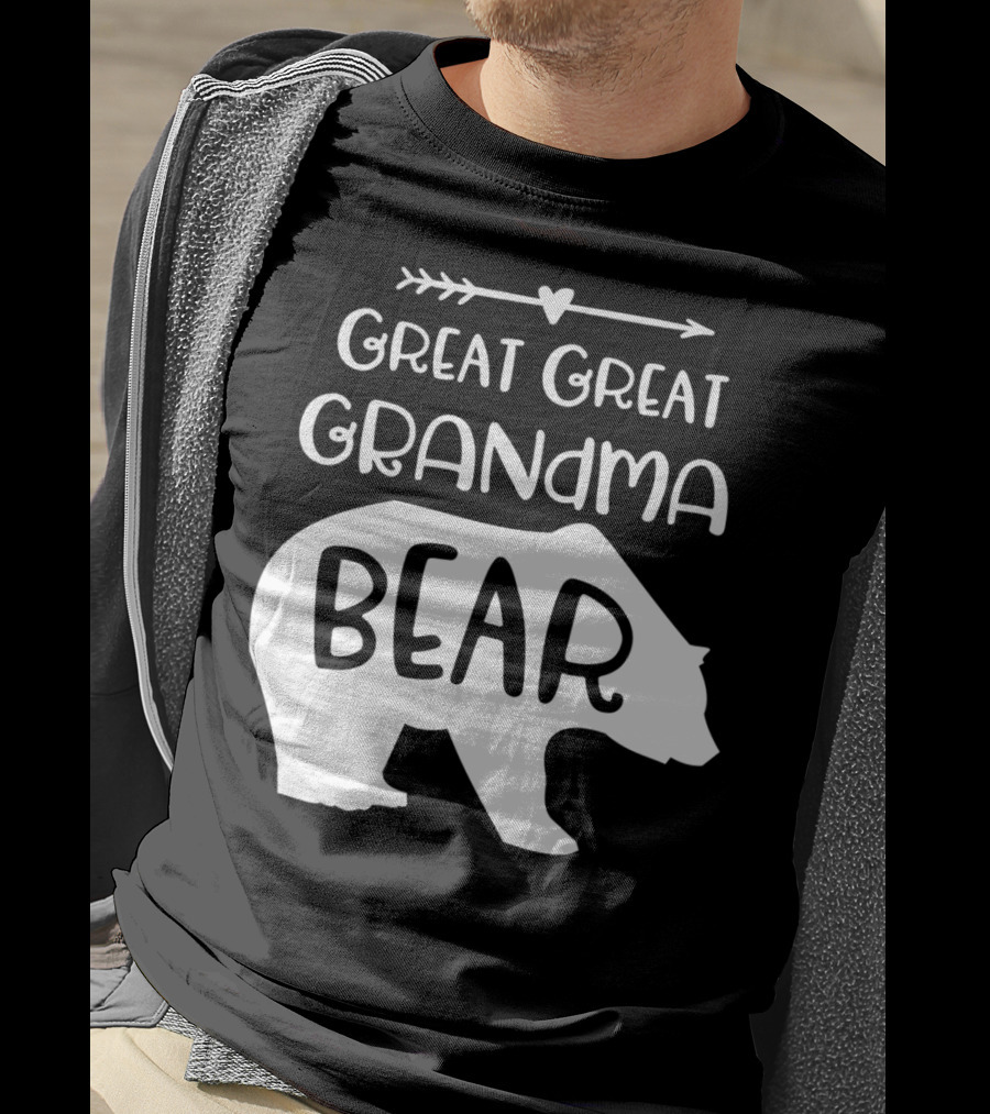 Great Great Grandma Bear Arrow Heart T-Shirt