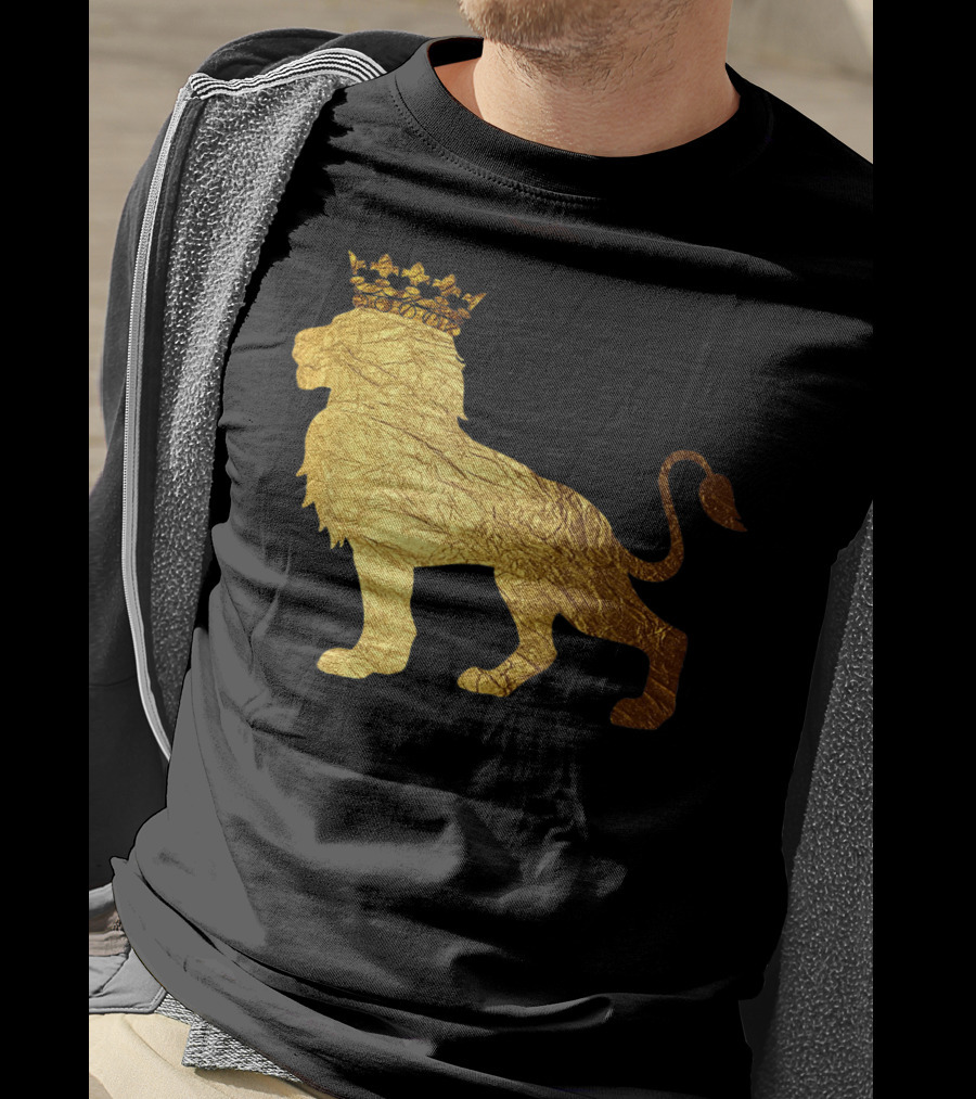 King Of The Jungle Lion With Golden Crown T-Shirt