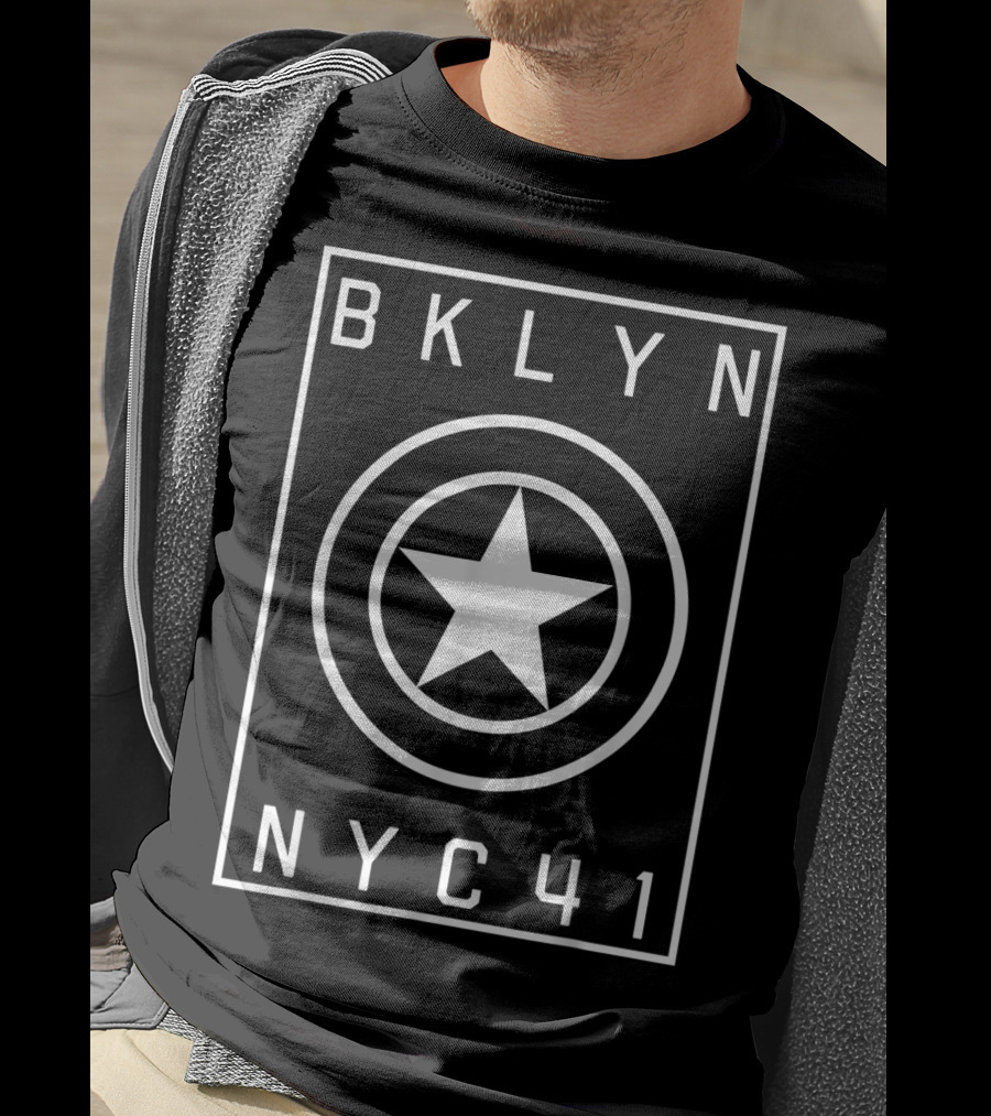 Marvel Captain America Star Emblem BKLYN NYC41 T-Shirt