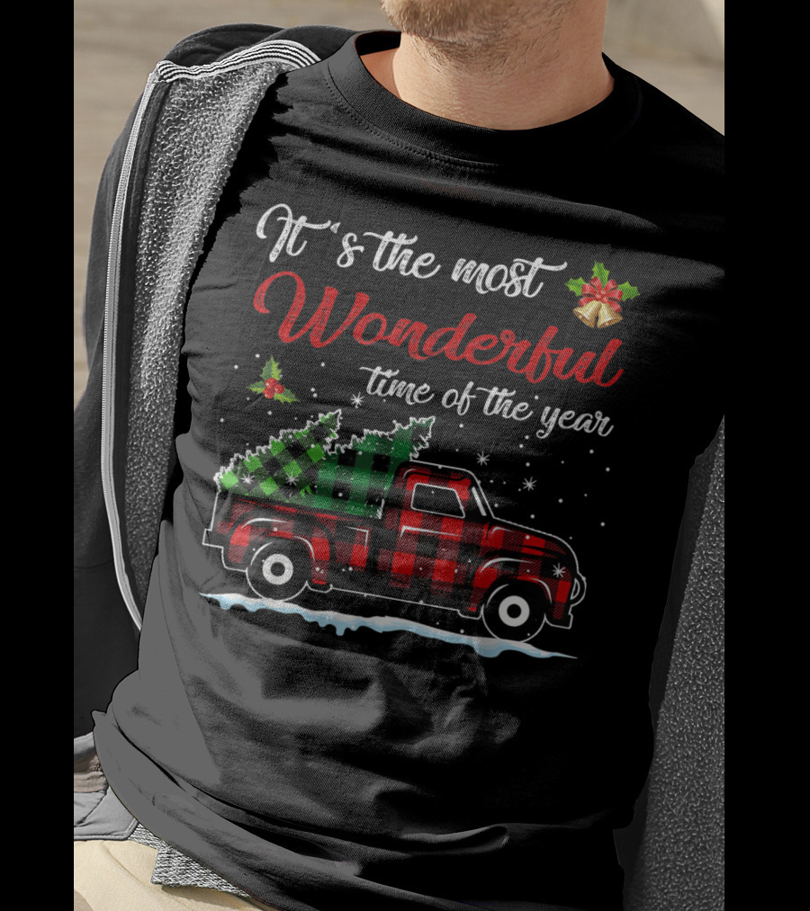 It's The Most Wonderful Time Of The Year Red Plaid Truck And Christmas Tree Decorations T-Shirt