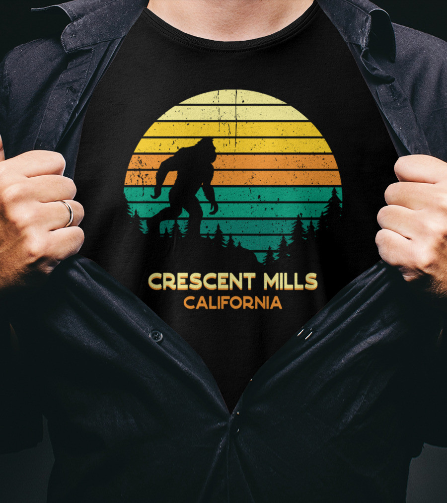 Crescent Mills California Bigfoot Retro Bayou Sunset T-Shirt