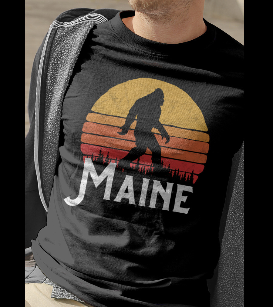 Maine Bigfoot Silhouette Retro Sun Believe T-Shirt