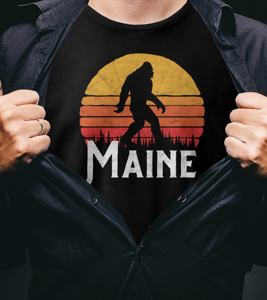 Maine Bigfoot Silhouette Retro Sun Believe T-Shirt