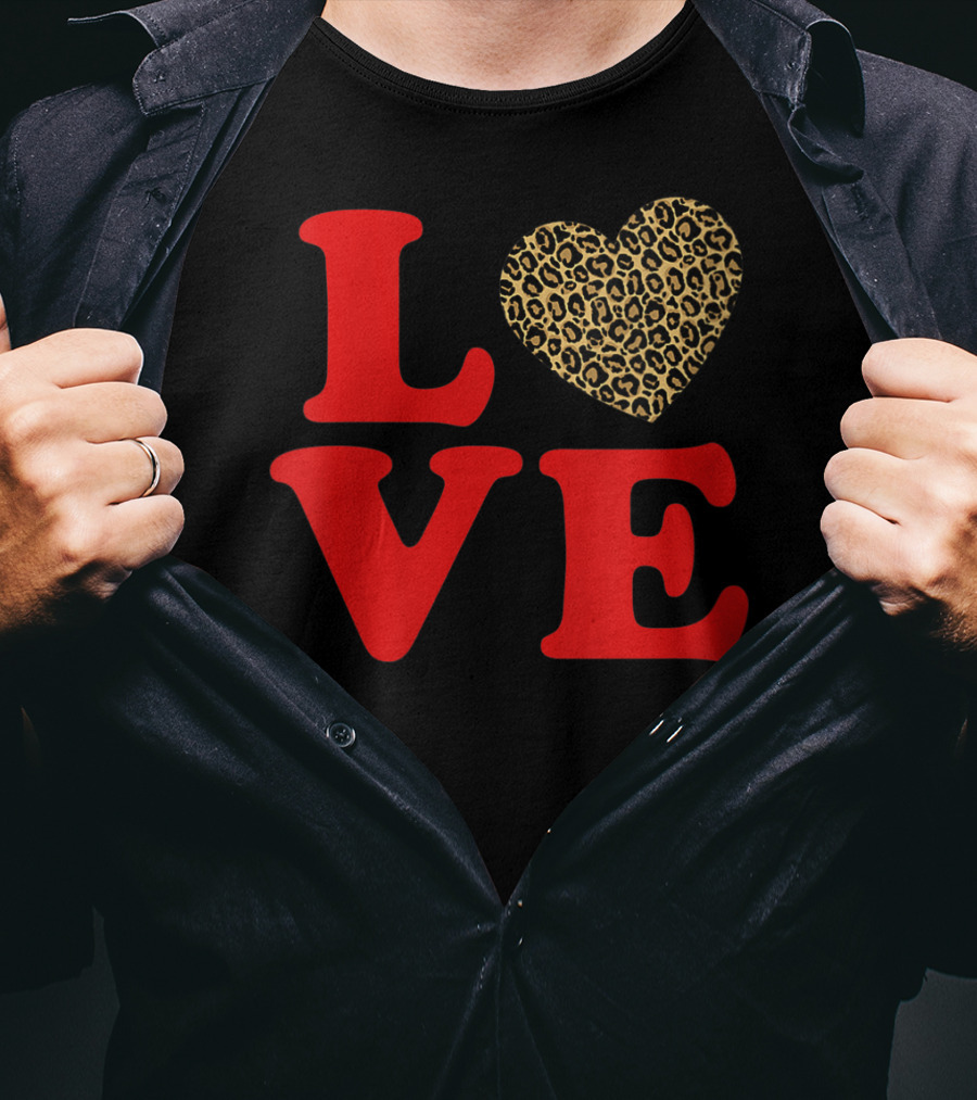 LOVE Leopard Heart Valentines Day Cute T-Shirt