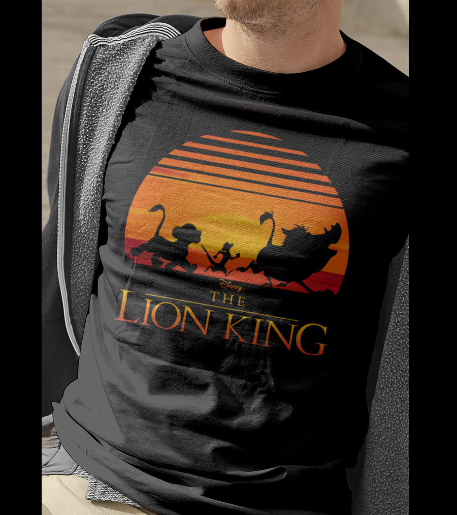 Disney The Lion King Classic Sunset Simba Timon Pumbaa T-Shirt
