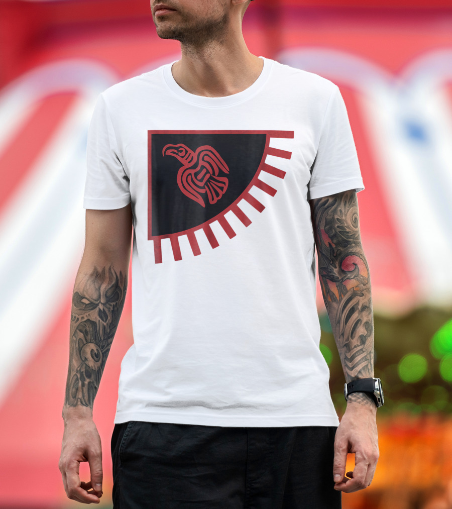 King Ragnar Raven Banner Viking Flag Norse T-Shirt