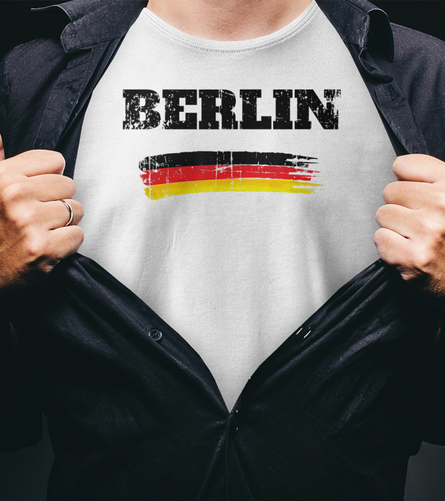 Berlin Germany Black Red Gold Flag Brushstroke T-Shirt