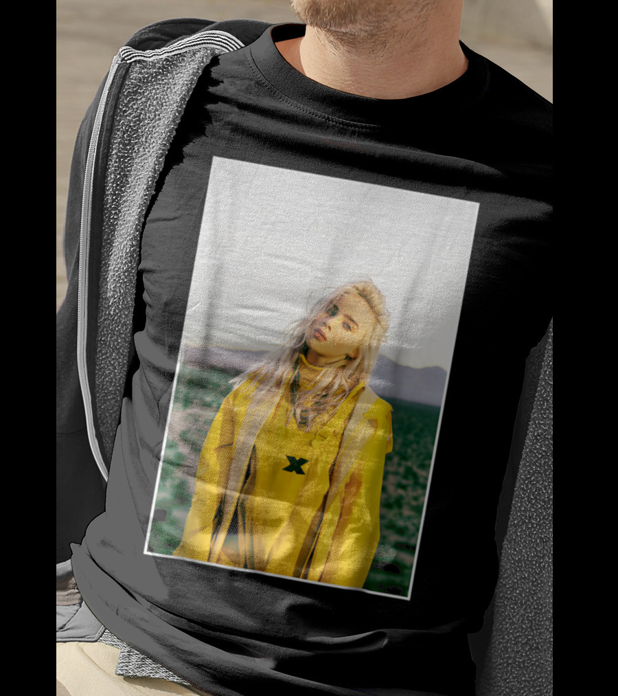 Billie Eilish Yellow Outfit Desert Photo T-Shirt