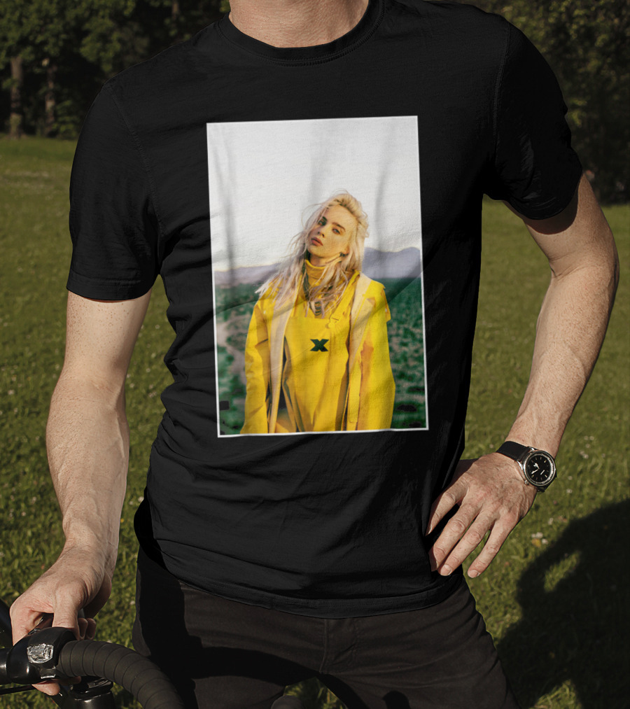 Billie Eilish Yellow Outfit Desert Photo T-Shirt