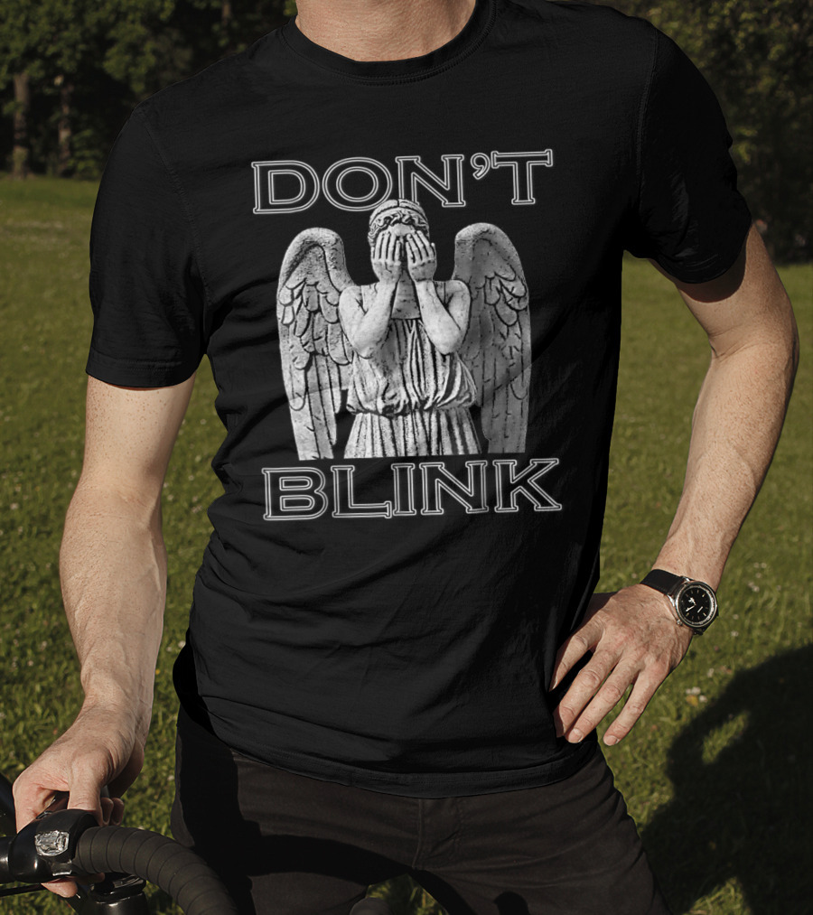 Weeping Angel Don't Blink Doctor Who Statue T-Shirt