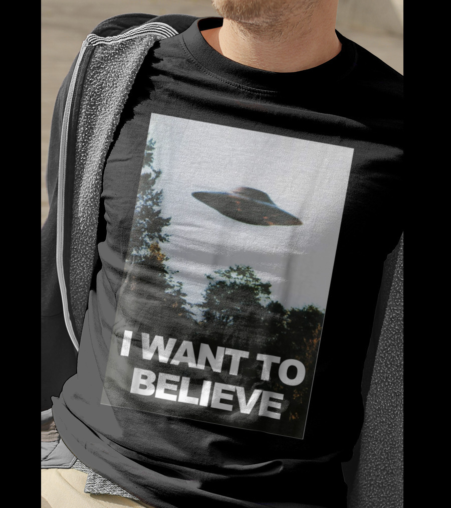 Alien UFO Hunter I Want To Believe T-Shirt