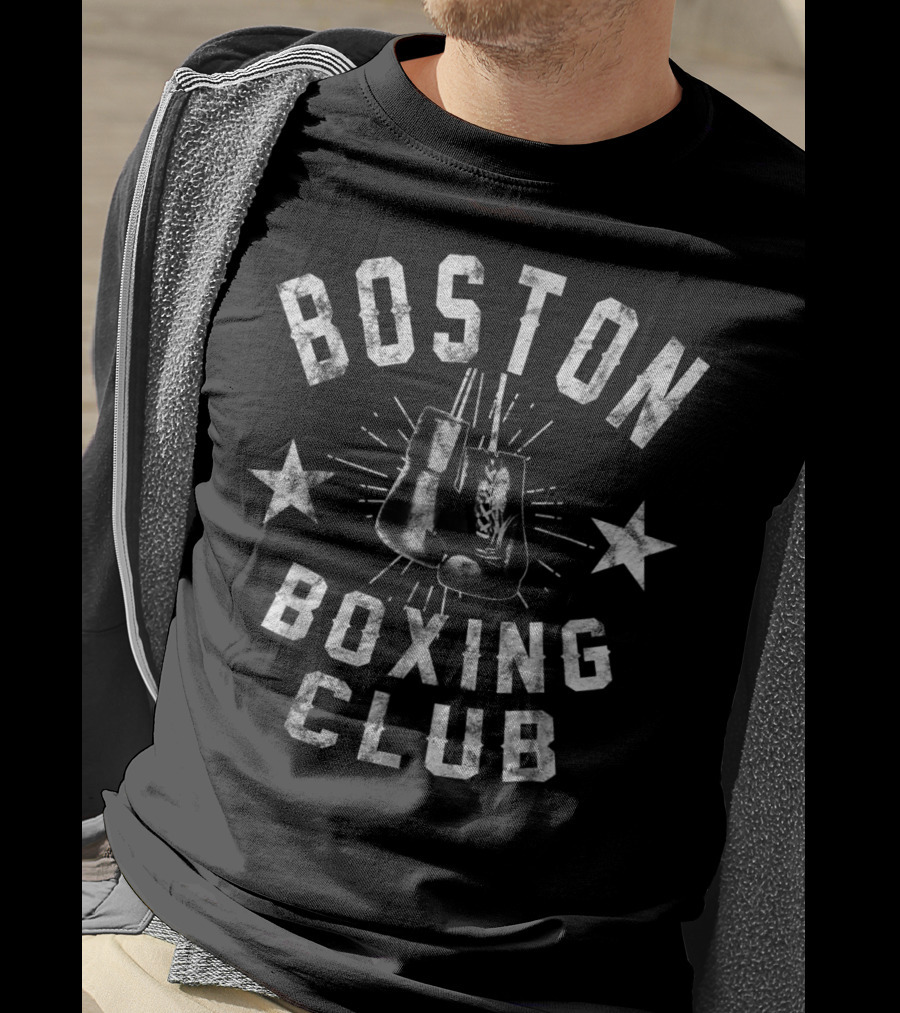 Boston Boxing Club Vintage Distressed Boxer Gloves Retro Stars T-Shirt