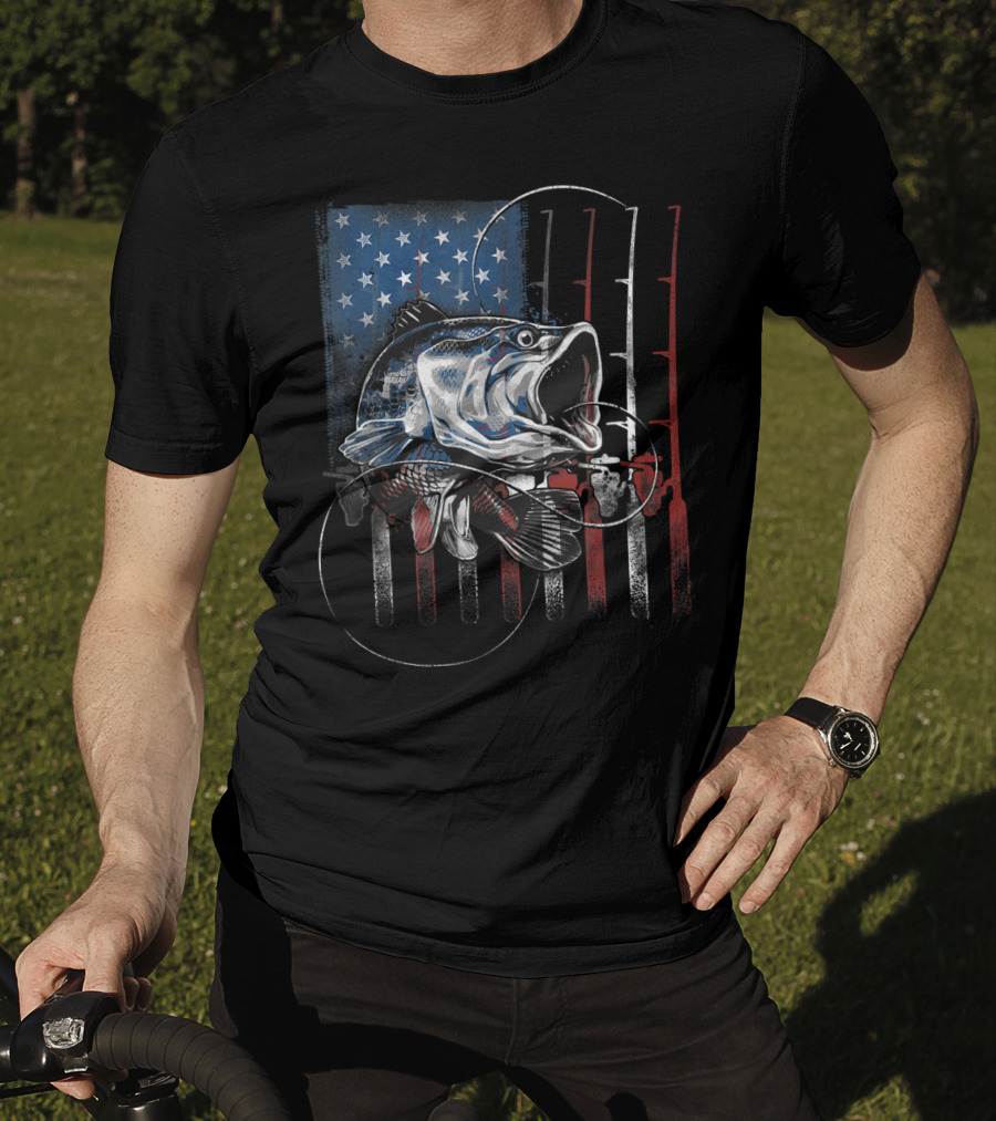 Fishing American Flag Vintage USA Bass Rods Stars Stripes T-Shirt