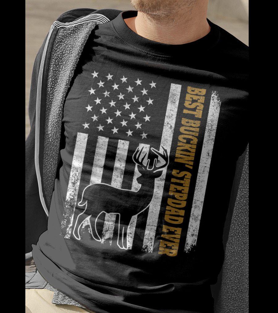 American Flag Best Buckin Stepdad Ever Deer T-Shirt