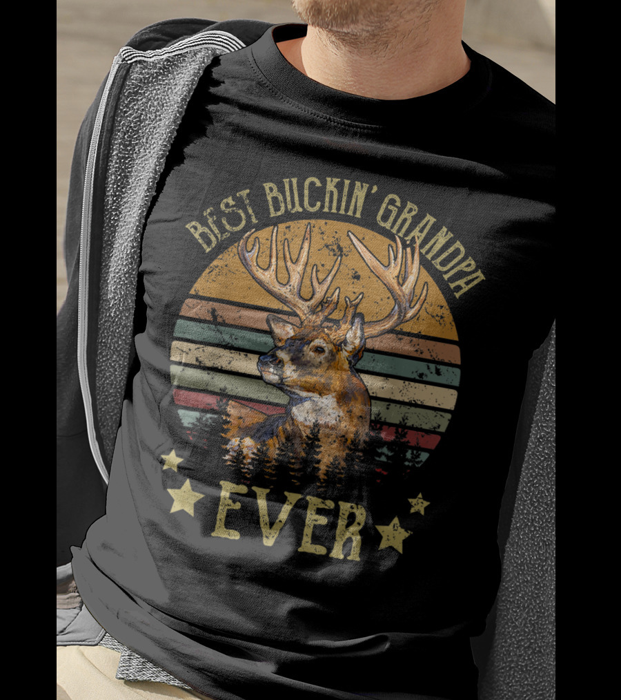 Best Buckin' Grandpa Ever Deer Hunters Vintage Sunset Buck Silhouette Stars T-Shirt