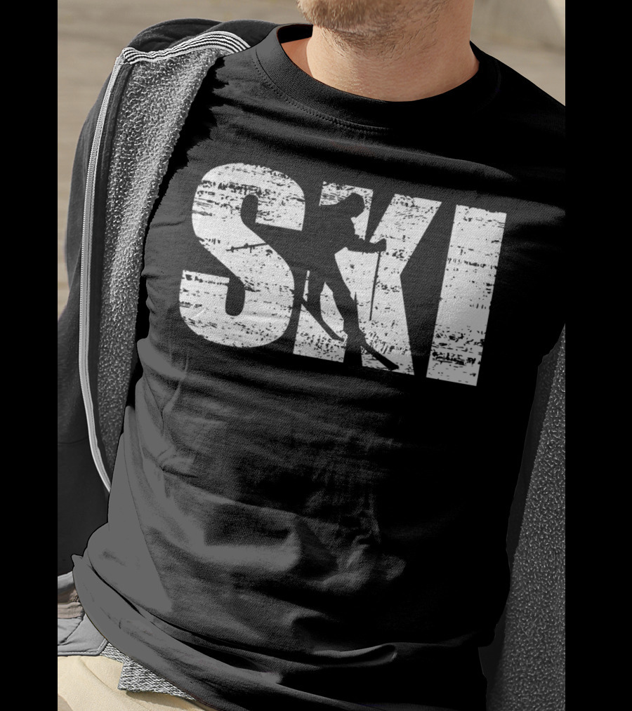 Cool Distressed Skiing For Skiers SKI T-Shirt
