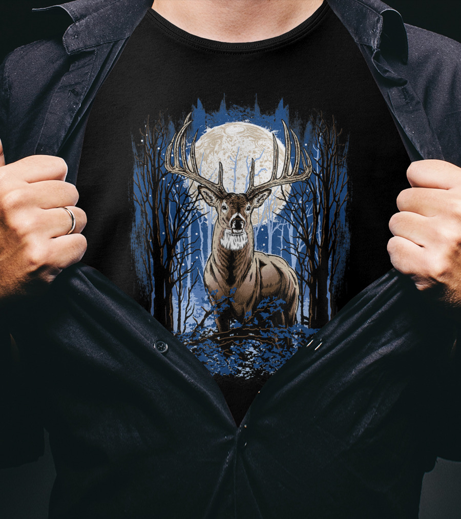 Big Whitetail Buck With Full Moon In Forest Deer For Hunters T-Shirt
