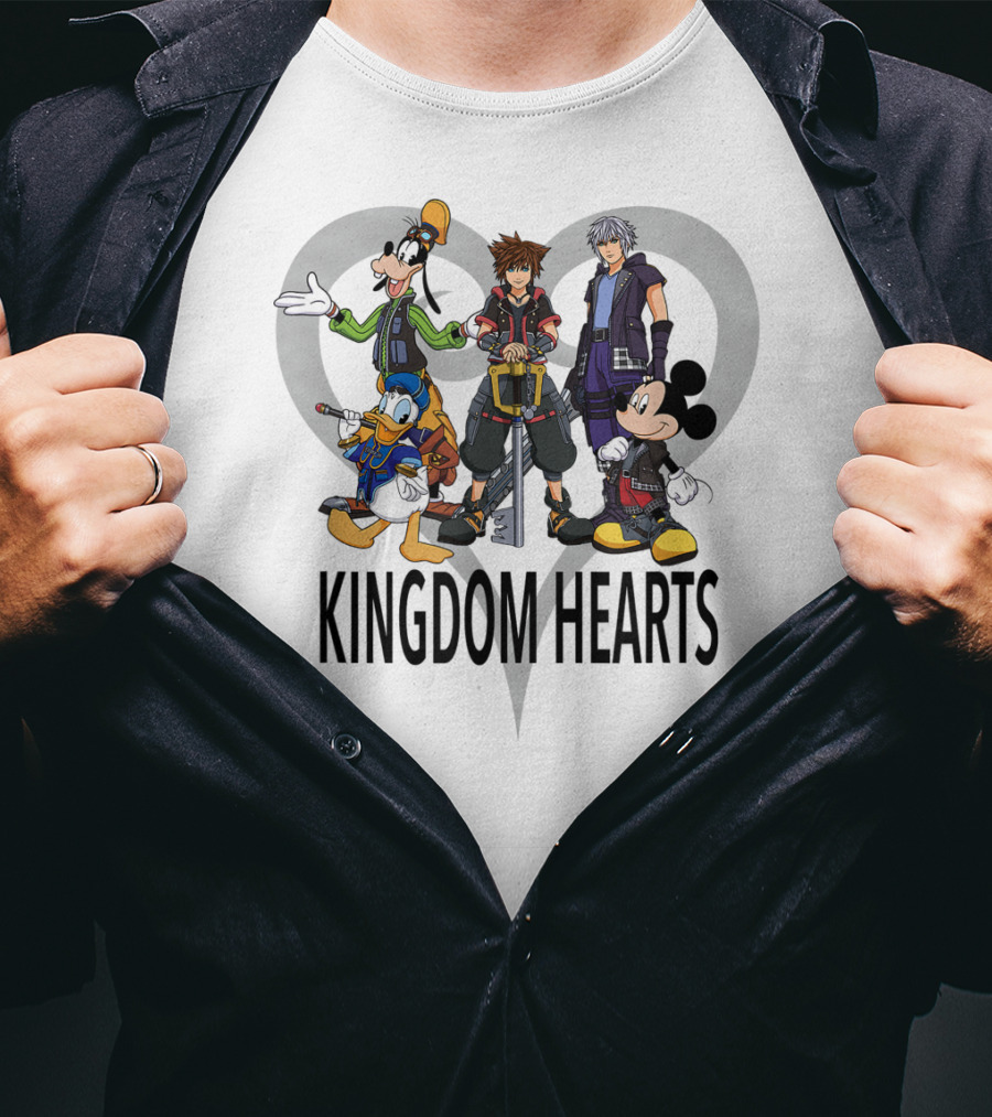 Kingdom Hearts III Characters With Heart Symbol Featuring Goofy Donald Mickey Sora Riku T-Shirt