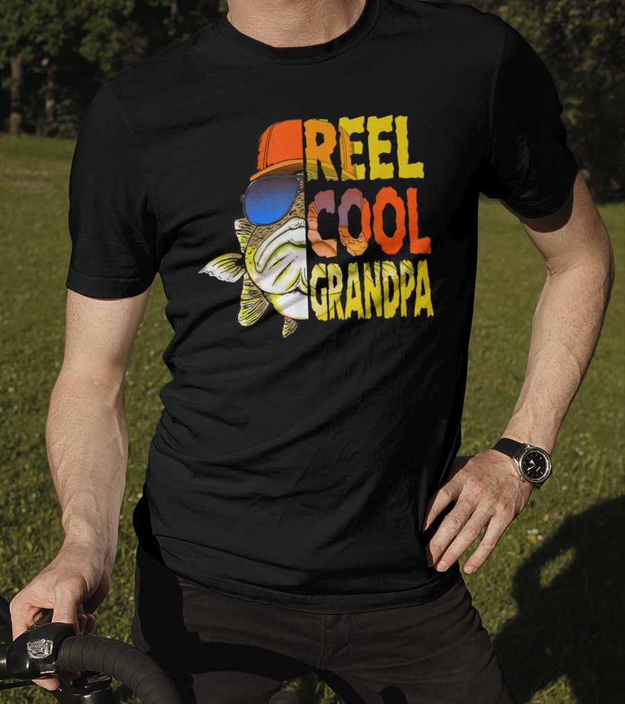 Reel Cool Grandpa Fishing Grandpa Fish Wearing Sunglasses And Hat T-Shirt