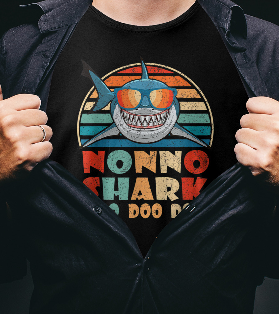 Nonno Shark Doo Doo Doo Retro Sunglasses Vintage Family Birthday T-Shirt