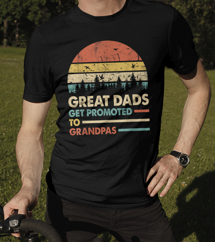 Great Dads Get Promoted To Grandpas Retro Sunset Forest T-Shirt