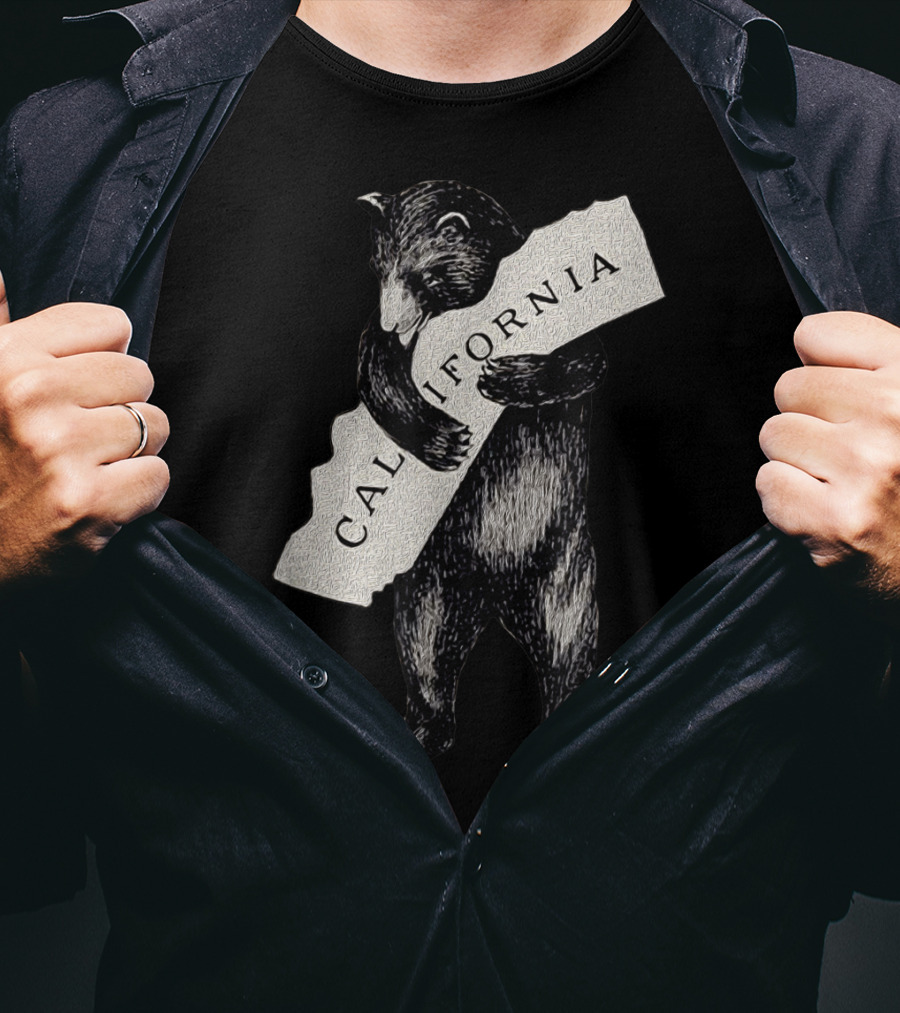 Retro I Love California Bear Hugging State Vintage Cali T-Shirt