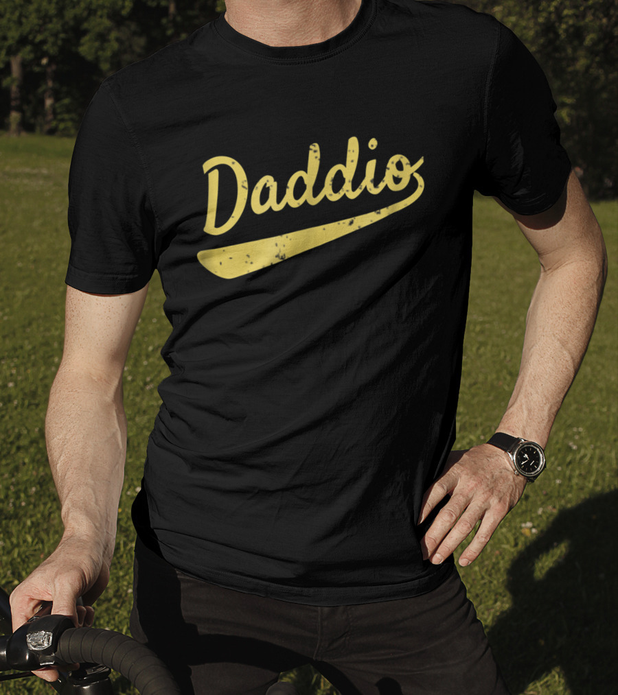 Daddio Cool Vintage Classic Style Mens T-Shirt