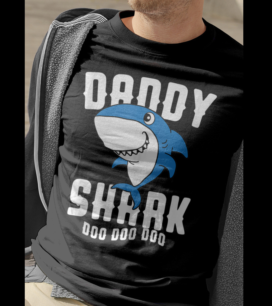 Daddy Shark Doo Doo Doo Husband Father's Day Gran T-Shirt