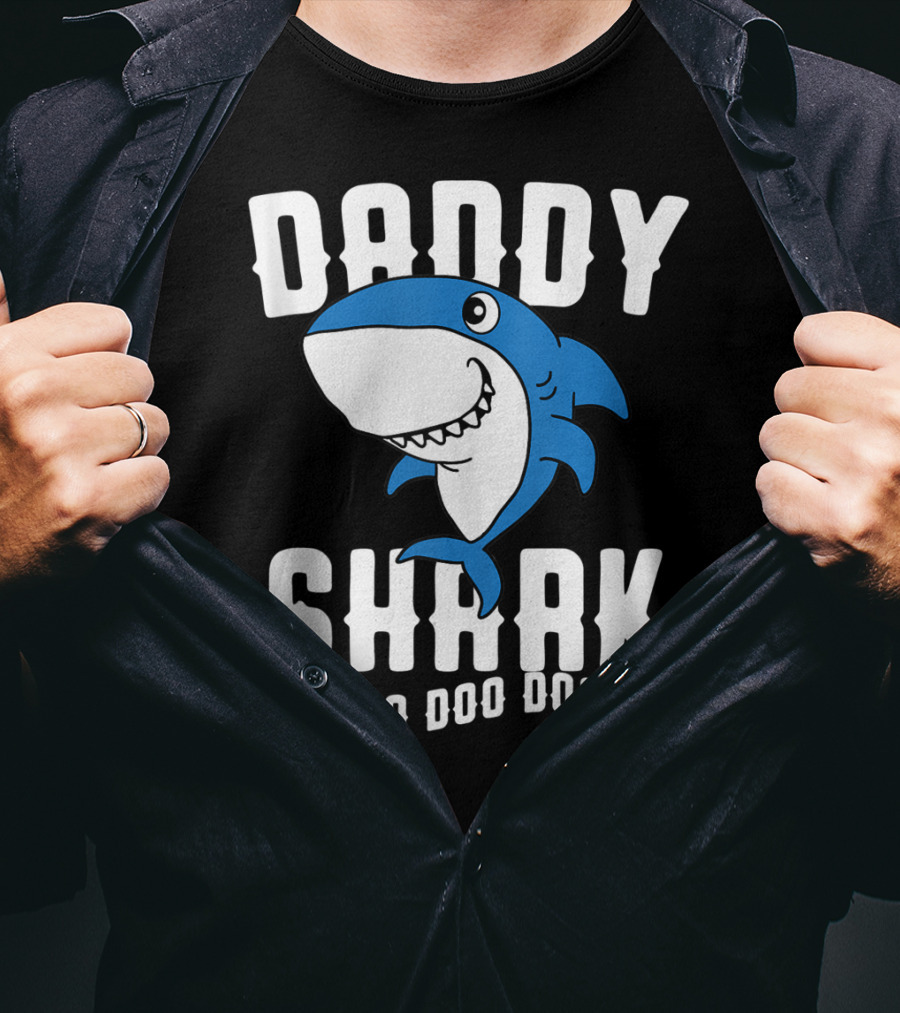 Daddy Shark Doo Doo Doo Husband Father's Day Gran T-Shirt