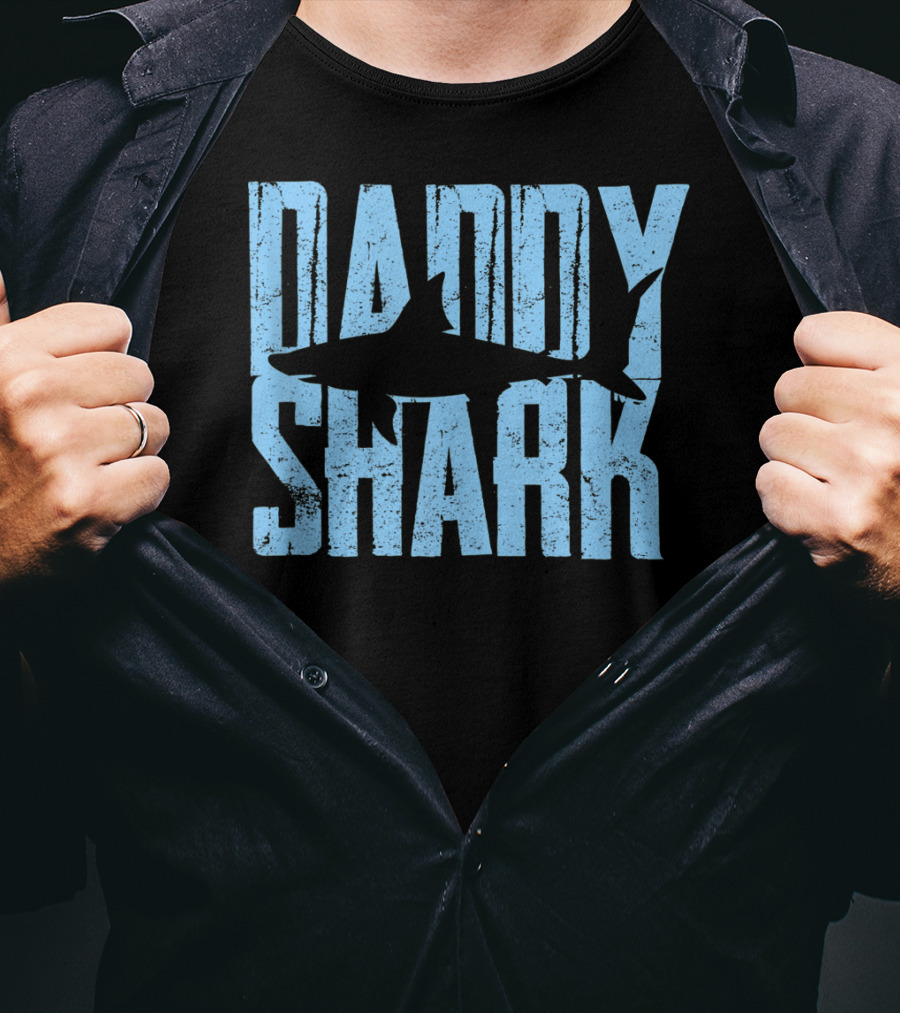 Daddy Shark Father's Day Gift Mens T-Shirt