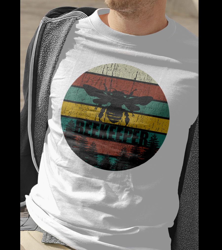 Retro Vintage Beekeeper Bee Stripes And Forest T-Shirt