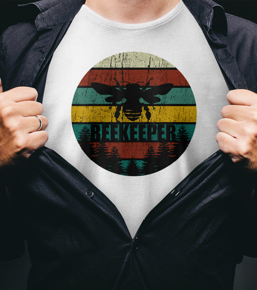 Retro Vintage Beekeeper Bee Stripes And Forest T-Shirt