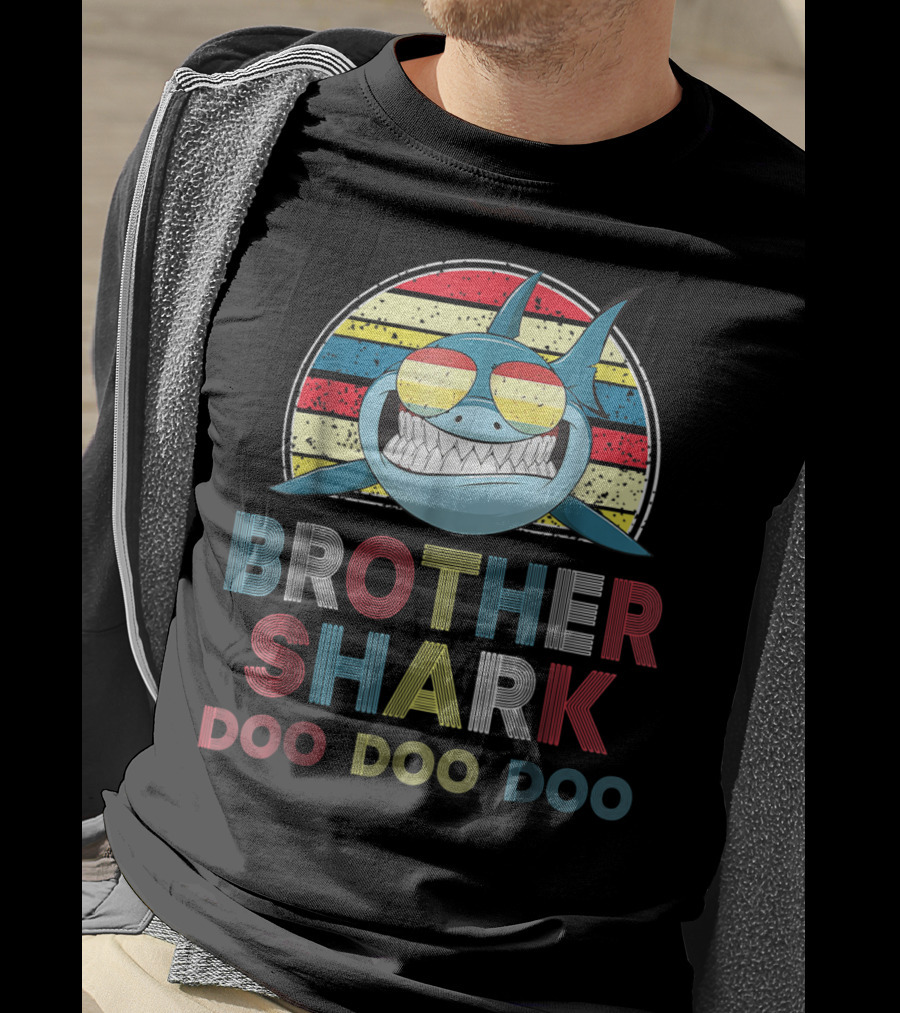 Retro Vintage Brother Shark Doo Doo Doo Sunglasses Stripes T-Shirt