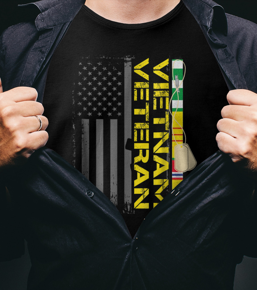 Vietnam Veteran US Flag Dog Tags Vietnam War T-Shirt