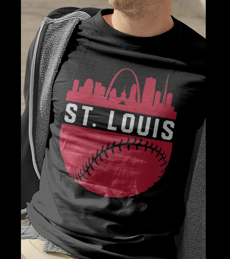 Vintage St Louis Missouri Skyline Baseball Arch T-Shirt