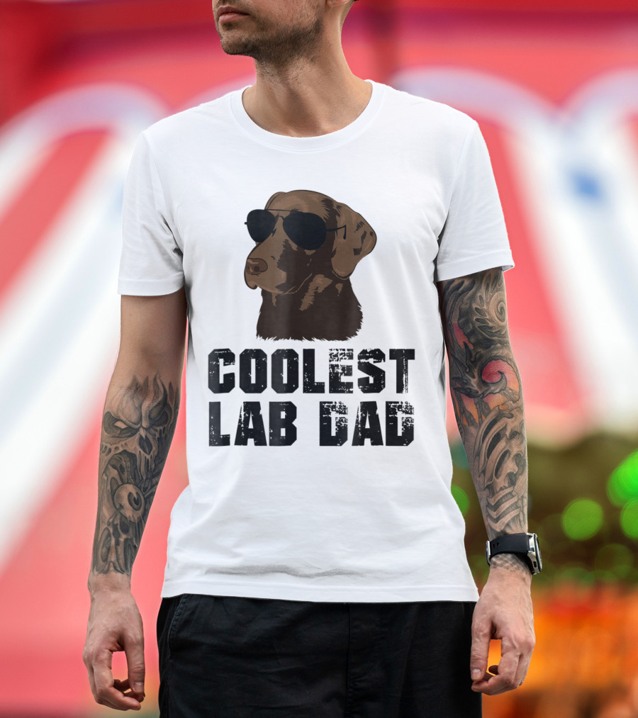 Coolest Lab Dad Funny Chocolate Labra Wearing Sunglasses T-Shirt