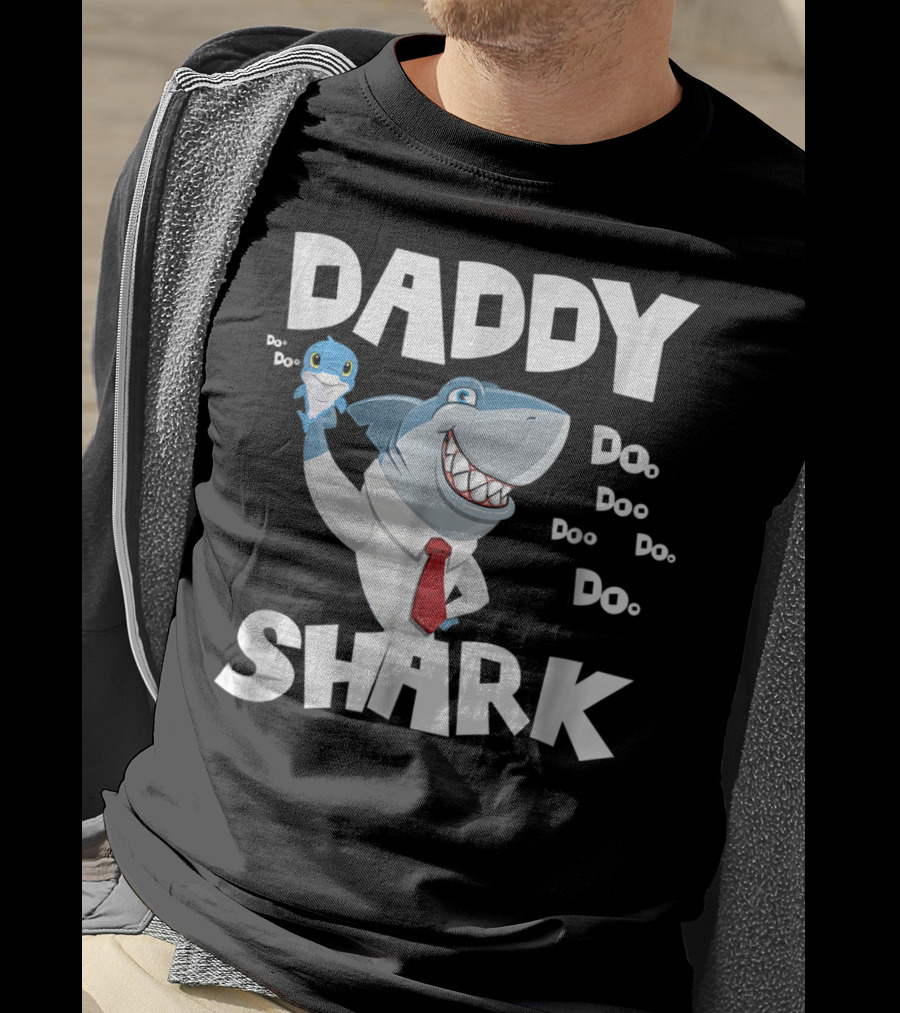 Daddy Shark Doo Doo Doo Mens Awesome T-Shirt
